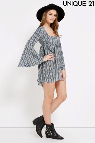 Unique 21 Jagger Mini Feather Print Flared Sleeve 70's Dress